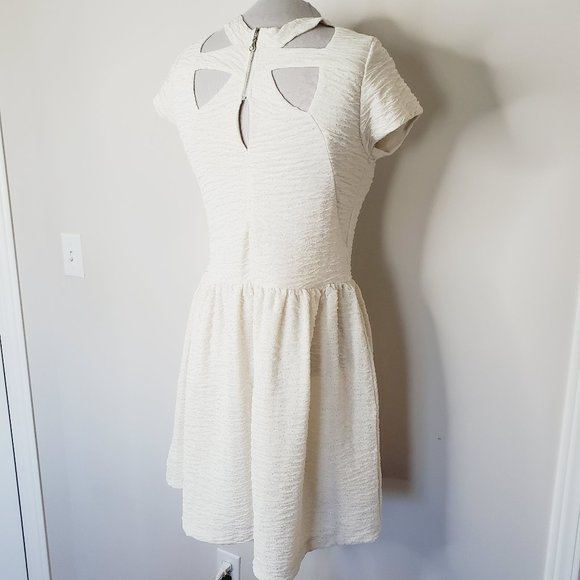 UO KIMCHI BLUE Shimmer Cream A-Line Dress - Picture 6 of 11